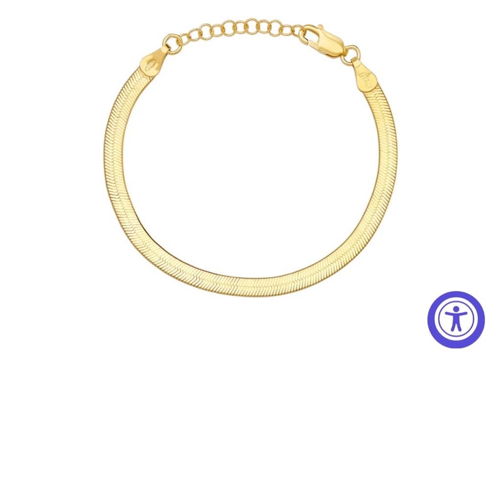 Bychari Kira Gold Bracelet
NWOT
Discontinued and rare to find.